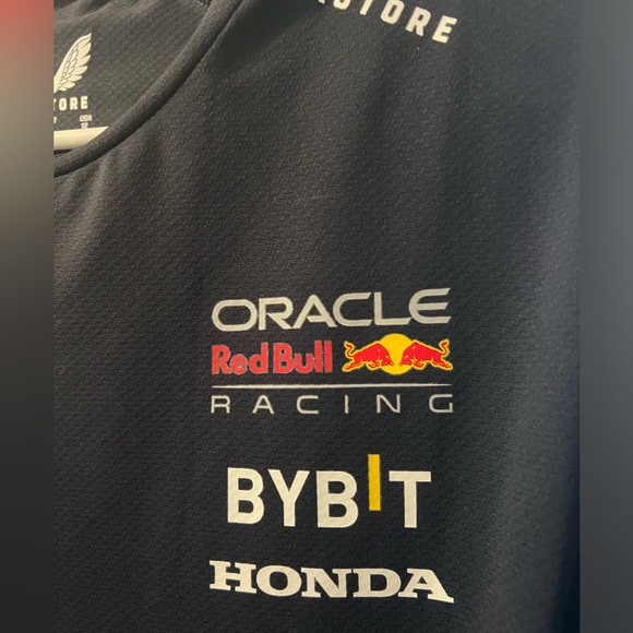 F1 - Red Bull Racing Women's T-Shirt LIKE NEW/ USED ONCE - Picture 4 of 4